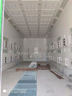 Εξωτερικό LED Βιομηχανικό λεωφορείο Πίνακα χρώματος ψεκασμού με 2 σετ από ανεμιστήρες εξάτμισης 7,5KW